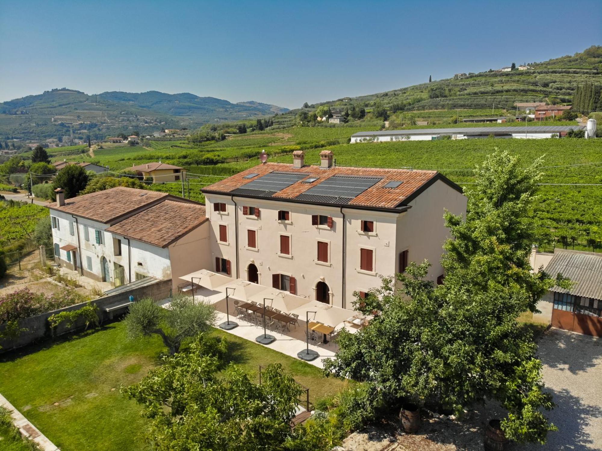 Corte Massimago Mezzane di Sotto Exteriör bild